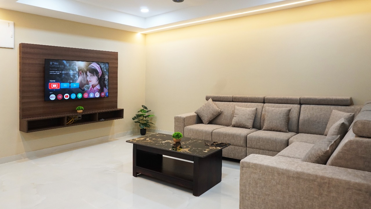 Elite Suite Living Area - Kodali Guest Suites